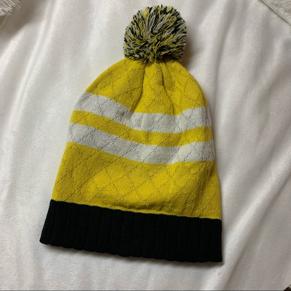Hufflepuff Harry Potter Toque with Pompom Warner Bros - Picture 4 of 9